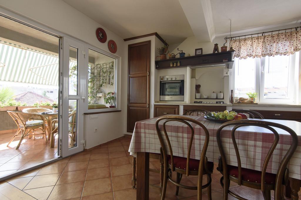 Basic Apartman Lägenhet Zadar Exteriör bild