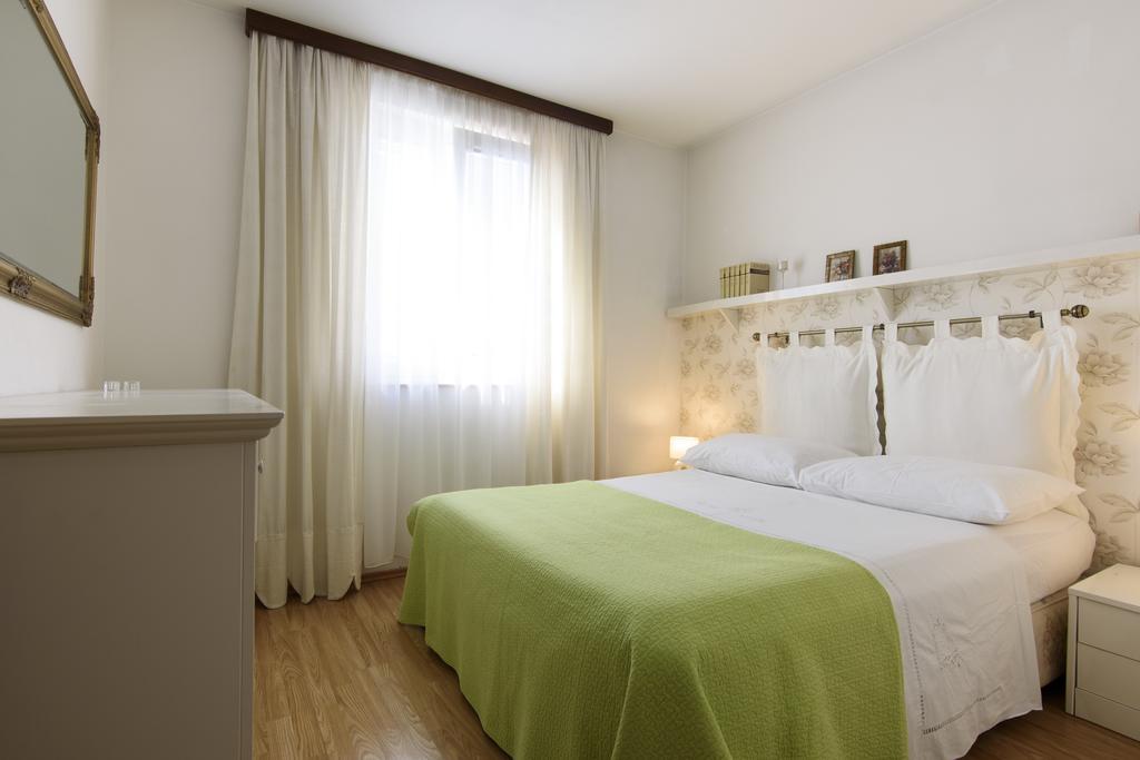 Basic Apartman Lägenhet Zadar Exteriör bild